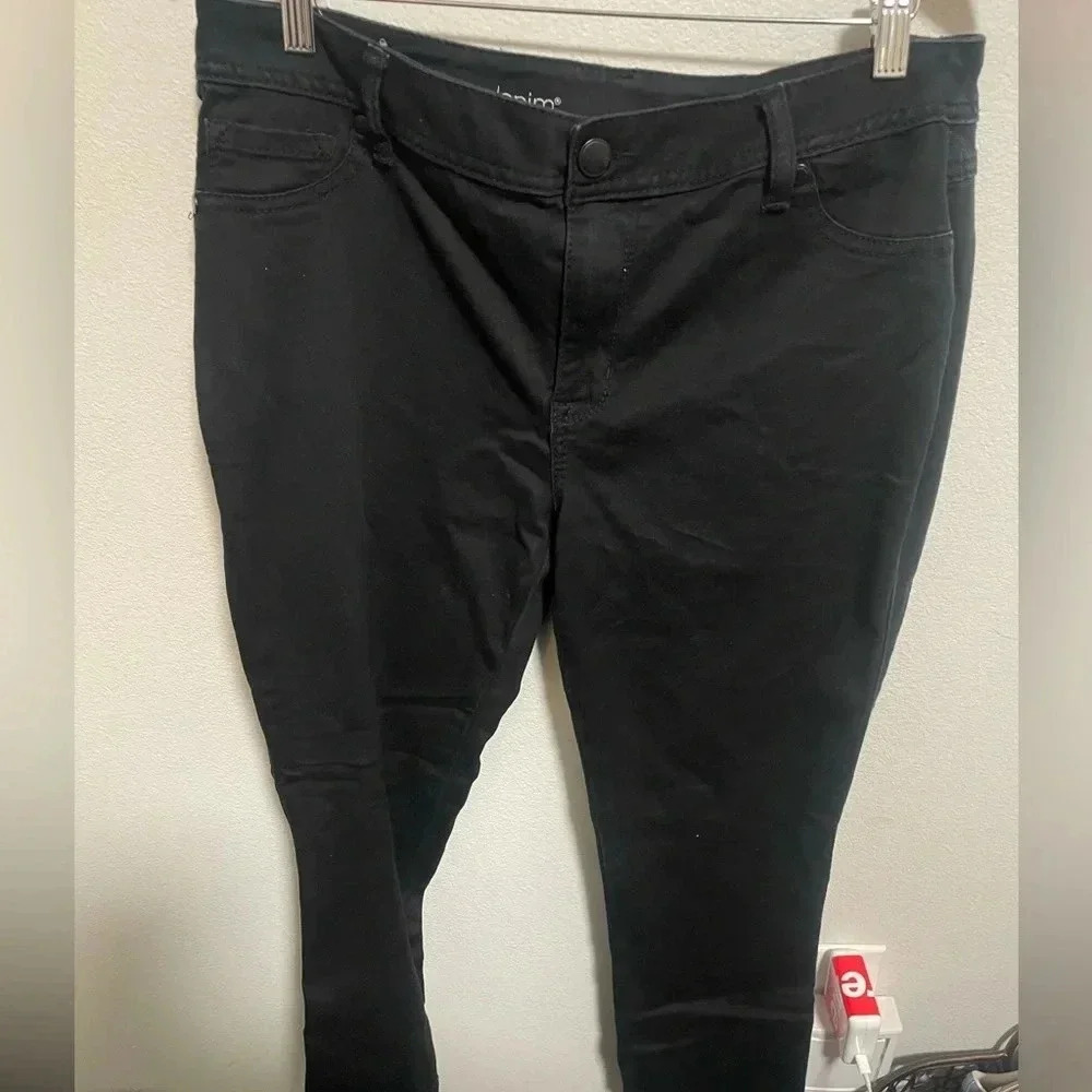 Avenue denim skinny jeans size 16